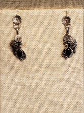 Load image into Gallery viewer, ONYX EARRINGS  - POST STYLE
