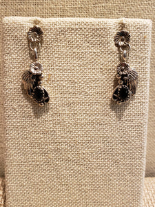 ONYX EARRINGS  - POST STYLE