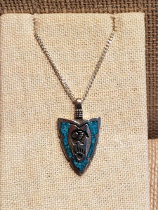 TURQUOISE CHIP INLAY ARROWHEAD PENDANT WITH BEAR - MEDIUM