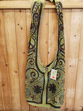 Load image into Gallery viewer, HOBO BAG - GREEN
