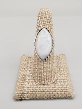 Load image into Gallery viewer, MOONSTONE RING - SIZE 7 3/4
