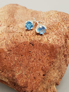 BLUE TOPAZ MINI POST EARRINGS - 4MM ROUND