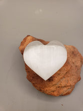 Load image into Gallery viewer, SELENITE HEART
