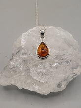 Load image into Gallery viewer, AMBER TEARDROP NECKLACE
