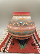 Load image into Gallery viewer, NAVAJO ETCHWARE POTTERY - ROBINSON &amp; VALENCIA ETSITTY
