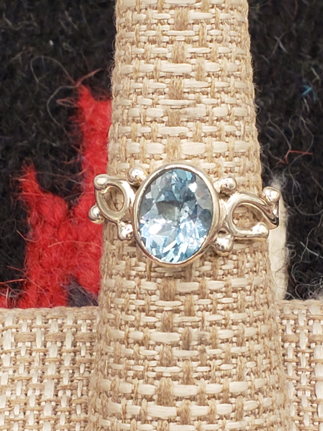 BLUE TOPAZ RING - SIZE 7 - OVAL