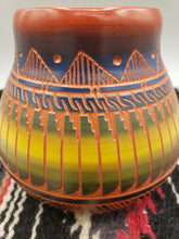 Load image into Gallery viewer, NAVAJO ETCHWARE POTTERY - RONALD SMITH
