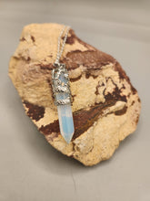 Load image into Gallery viewer, DRAGON CRYSTAL POINT NECKLACE
